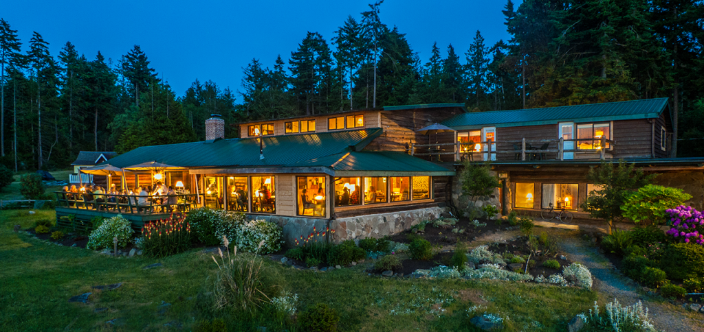 The Surf Lodge & Pub - Photo